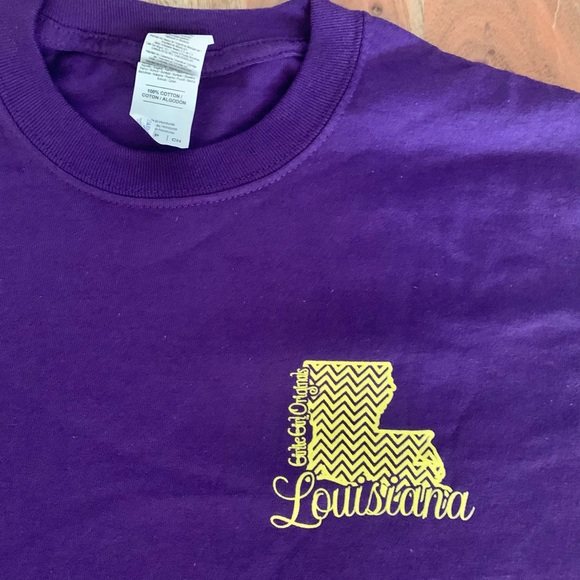 girlie girl originals Long Sleeve Louisiana graphic shirt - Picture 2 of 4